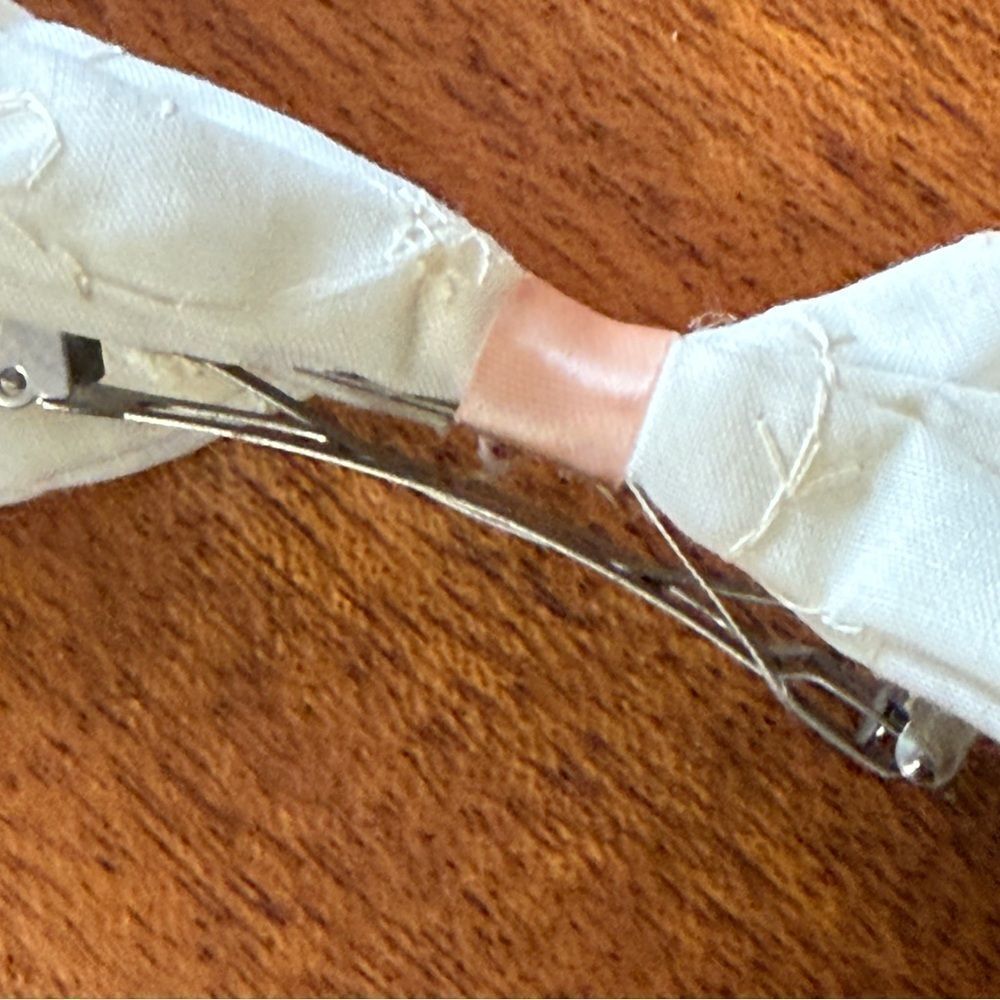 Vintage Eyelet Fabric Cream and Pink Bow Tie Hair Bow - Picture 7 of 10